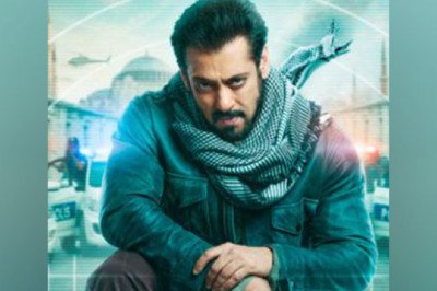 Salman Khan Unveils Intense New Poster for 'Tiger 3'