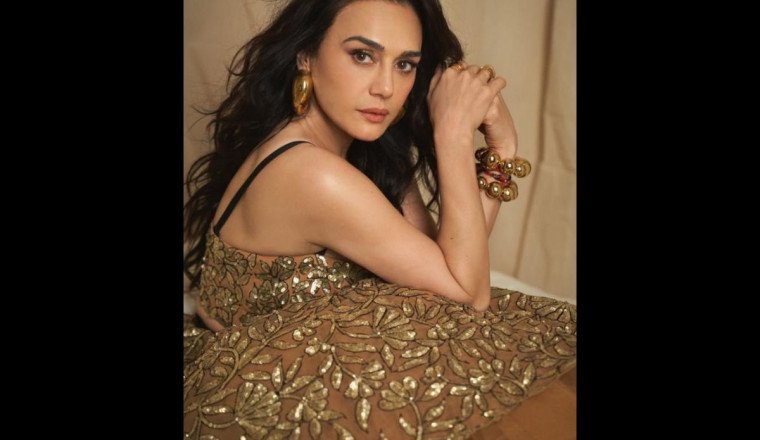 Diwali Extravaganza: Bollywood Icon Preity G Zinta and Mayor Andy Street to Celebrate Festival of Lights in Birmingham