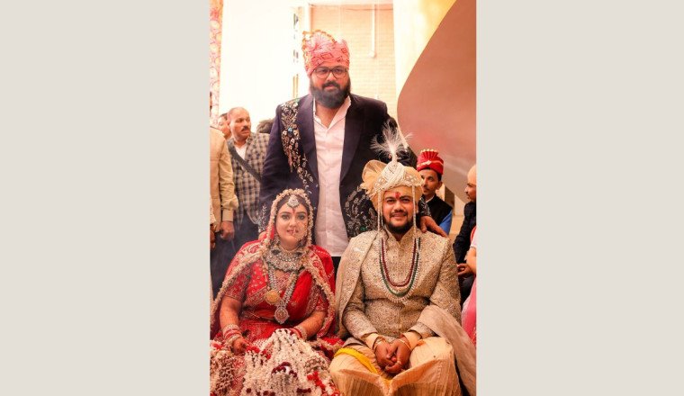 Singer Hansraj Raghuwanshi Ties the Knot with Long-time Friend Komal Saklani