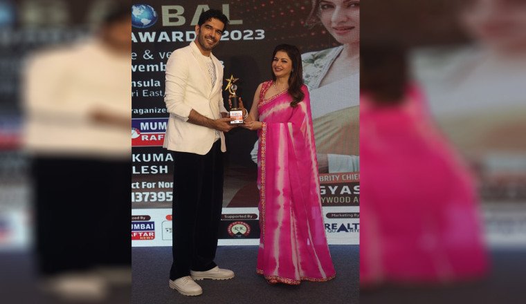 Bhagyashree Dasani Lights Up Global Glory Awards 2023 Inaugural Night with Her Star Presence