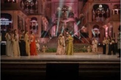 Monalisa Hazarika Crowned Mrs. India International World 2024 at Mrs. India Inc Season 5 Grand Finale