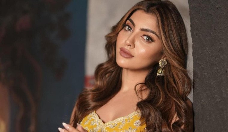 Akanksha Puri Stars in ALTT’s new Drama Dons and Darlings