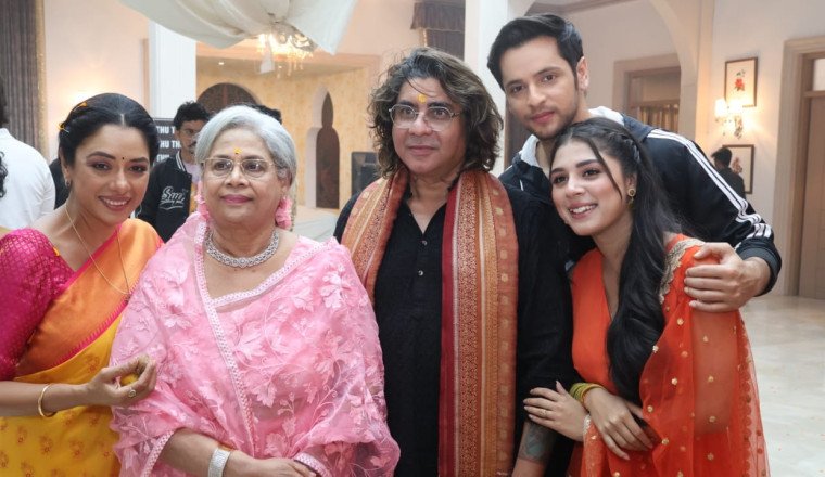A Sacred Havan Marks the Start of a Beautiful Chapter in Deepa Shahi and Rajan Shahi's show Anupamaa