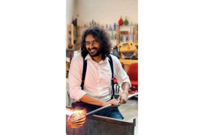 Iconic Eros Building Hosts First Blown Glass Art Studio in Country