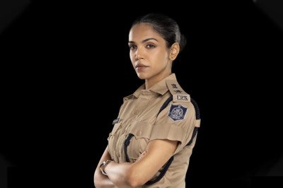 Shriya Pilgaonkar Steps Into Uniform: Watch Her Debut as a Police Officer!