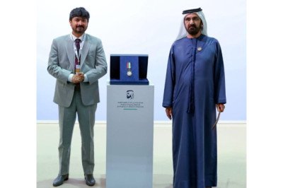 Siddharth Balachandran Receives Mohammed bin Rashid Al Maktoum Medal for Philanthropy