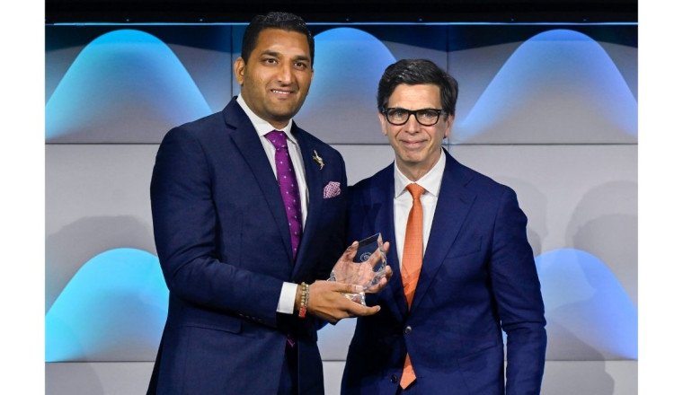 Surat’s Diamond Shines at Las Vegas: Govindkaka Felicitated at JCK Las Vegas