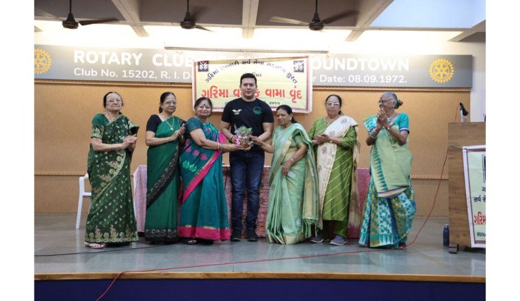 Greenman Viral Desai addresses senior women, emphasises environmental conservation, sustainable living