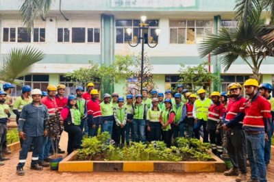 Vedanta Lanjigarh champions sustainability with scrap art sculpture competition
