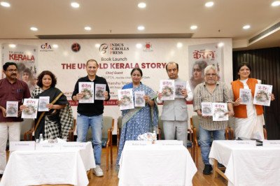 Vipul Amrutlal Shah’s The Kerala Story Inspired ‘The Untold Kerala Story’ Book Launched by Delhi CM Rekha Gupta!