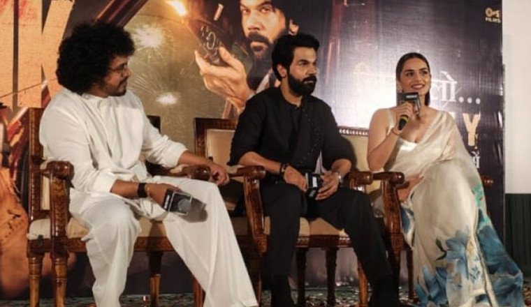 Rajkummar Rao, Manushi Chhillar Dazzle Fans in Jaipur During Maalik Promotions