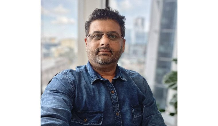 Ashish Sahasrabuddhe’s Hindi Film “SWIPE SWIPE” booked out in Sydney’s Cinema