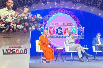 Celebrity Host Harshit Dhingaun at the World’s Biggest Influencers Summit – ISKCON Creators Summit