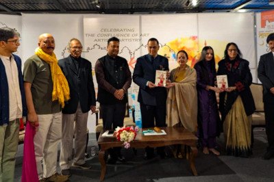 Jaipur Pinkfest Day 2 echoed with 'Shringar' Fasion Show, Classical Melodies, Enchanting literature enthusiasts