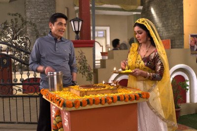 Bhabhiji Ghar Par Hain:Tiwari’s Stock Market Gamble and Angoori’s Ritual Create Hilarious Chaos
