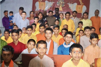 A Birthday Rooted in Service: Abhishek Kumar Tripathi Celebrates with Children and Cows in a Spirit of Devotion