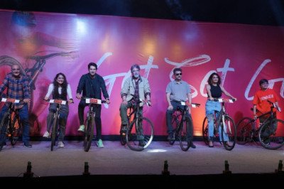 Bollywood Actor Deepak Tijori Returns to Gujarati Cinema After Two Decades with ‘Get Set Go’