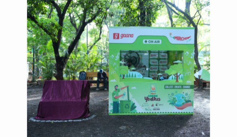 Mirchi Yodha Initiative Transforms Waste into Impact in Pune – 100 Computers Donated and 40 Plus Recycled Benches Installed
