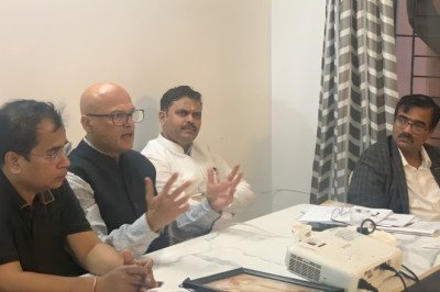 Maharashtra Flat Owners Welfare Association (MFOWA) Holds Strategic Meeting in Alibaug to Strengthen Property Rights Support for Flat Owners