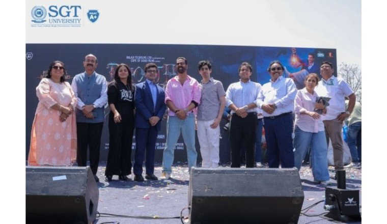 Akshay Kumar Creates Electrifying Buzz at SGT University for Bhooth Bangla Promotions