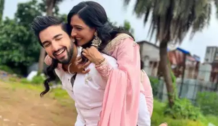 Rohit Suchanti's Playful Antics Bring Laughter to the Set of 'Bhagya Lakshmi'