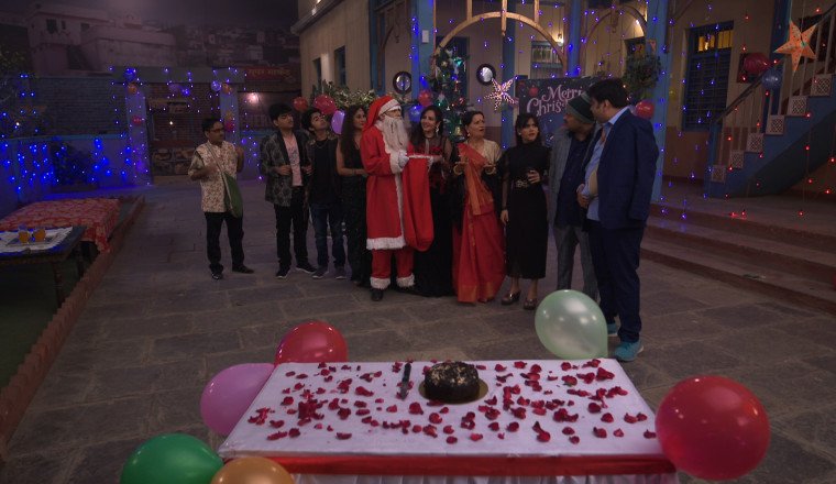 Happu Ki Ultan Paltan:Malaika Saves the Day
