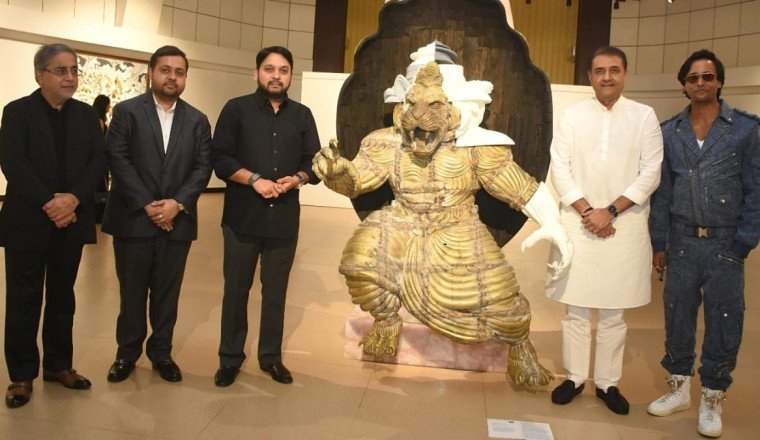 Mr. Praful Patel Inaugurates Artist Nandan Purkayastha’s show at Jehangir Art Gallery