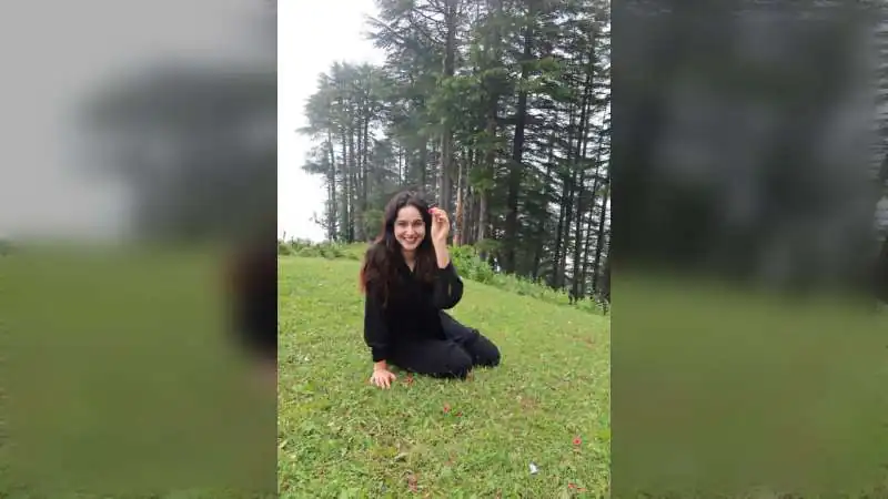 Sadia Khateeb Reconnects with Kashmiri Roots in Bhaderwah