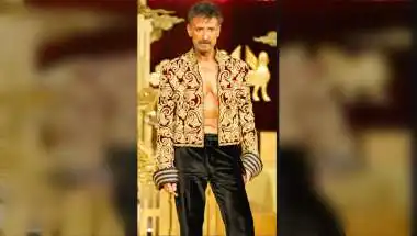 Rahul Dev Commands Spotlight at Abu Jani Sandeep Khosla Show